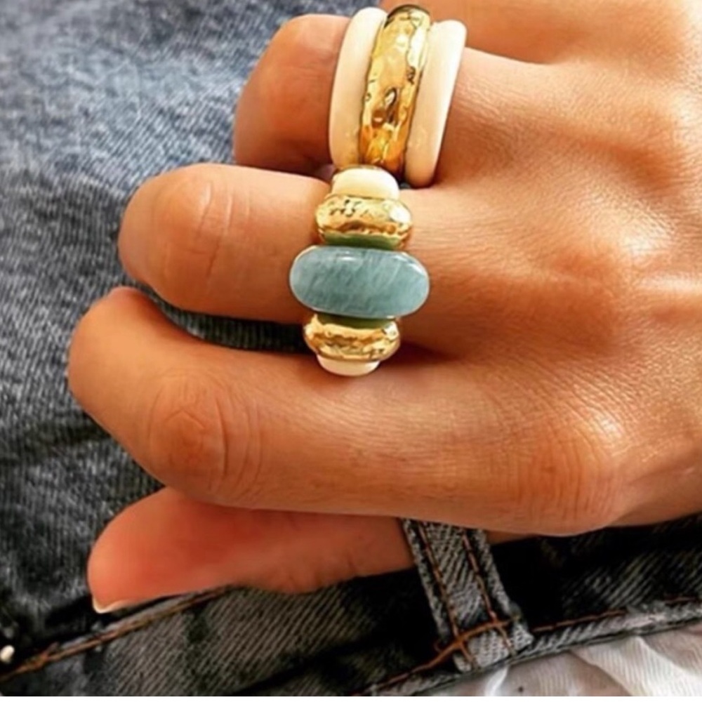 Aureli Bidermann Paris France Designer Blue Green
Chalcedony Gemstone Gold Ring - Picture 4 of 6